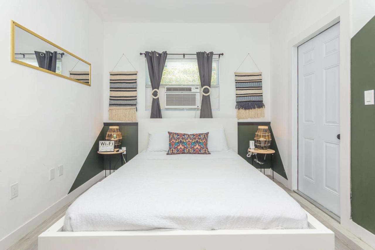 1 Bedroom Apartment With Balcony Miami - Heart Of Downtown Экстерьер фото